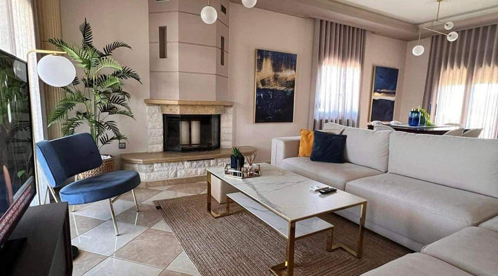 Σπίτι σε αποχρώσεις Navy Blue και Gold  !