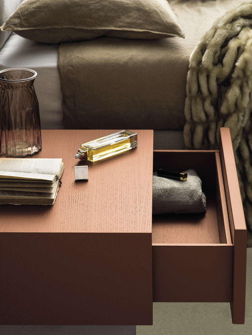 Devina Nais  Κομοδίνο Brick 60x42.4x42.7 109932