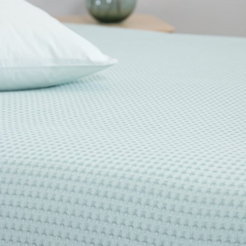 Κουβέρτα Πικε Naf Naf Cotton Waffle Pique mind -220 X 240 100% Βαμβάκι