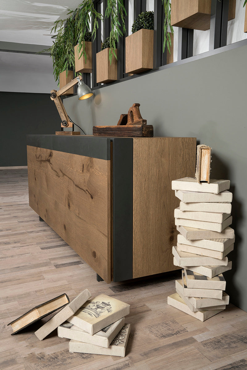 ΜΠΟΥΦΕΣ STEEL ETERNO