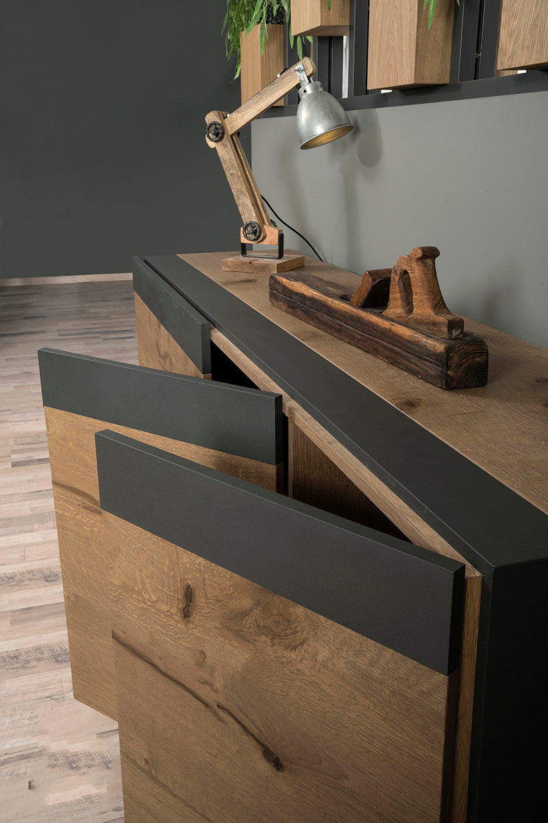 ΜΠΟΥΦΕΣ STEEL ETERNO