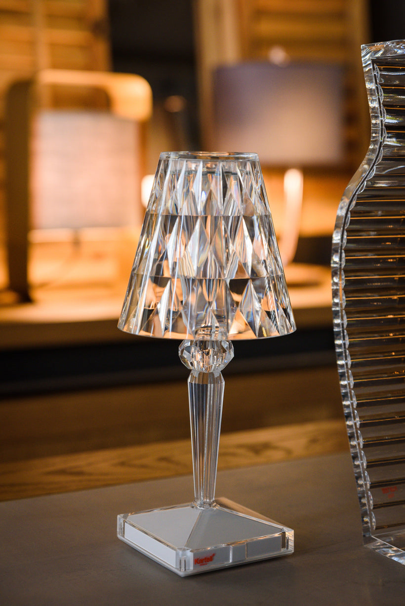 KARTELL ΦΩΤΙΣΤΙΚΟ ΕΠΙΤΡΑΠΕΖΙΟ BATTERY  13*13*22